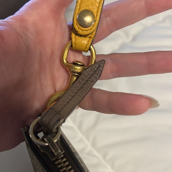 Gucci neosupreme pouch gg wristlet purse tan brown yellow gold AS IS - Picture 13 of 15